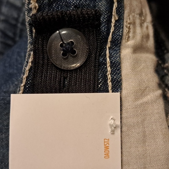 Gymboree Outlet boys size 6 long jean shorts, New - Picture 5 of 5